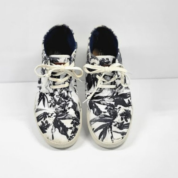 TOMS print lace up sneakers Sz 8.5 - Picture 2 of 8